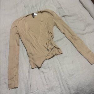 H&M DIVIDED long sleeve top